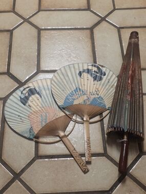 Vintage Japanese Hand Fans (Pairs) with Floral Geisha Motifs And Umbrella